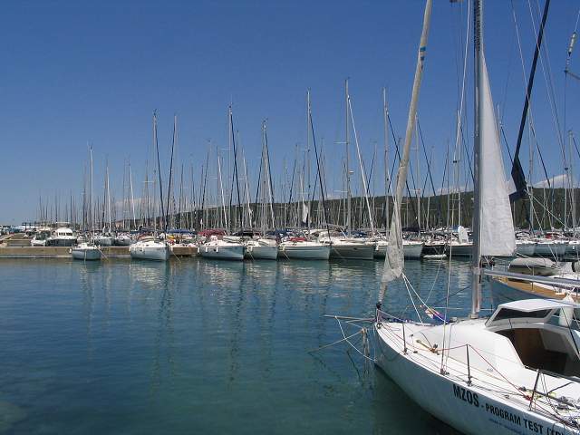 img00018.jpg