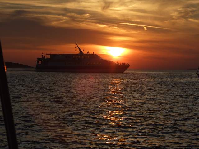 img00136.jpg