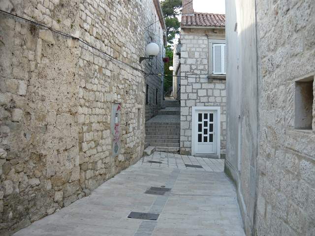 img00184.jpg