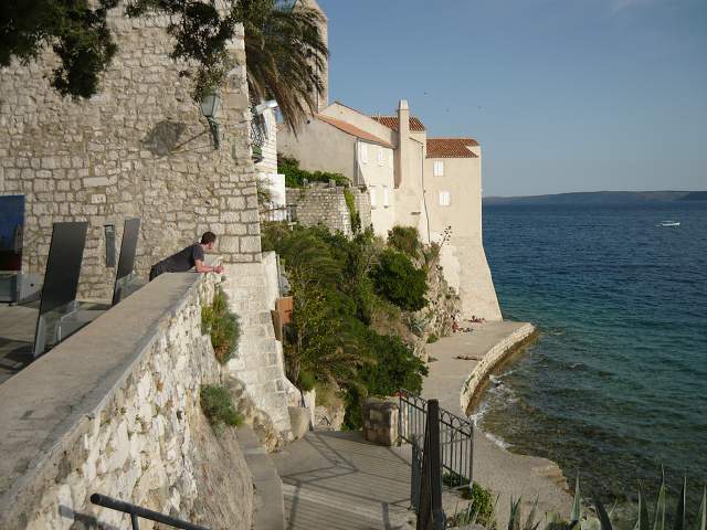 img00211.jpg