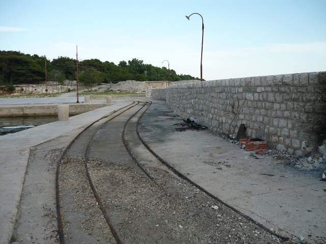 img00392.jpg