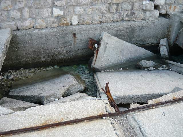 img00396.jpg