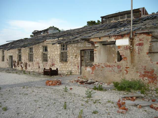 img00400.jpg