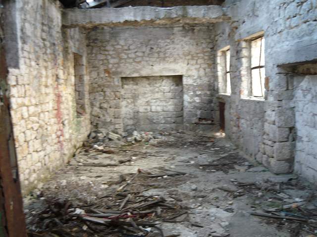 img00404.jpg