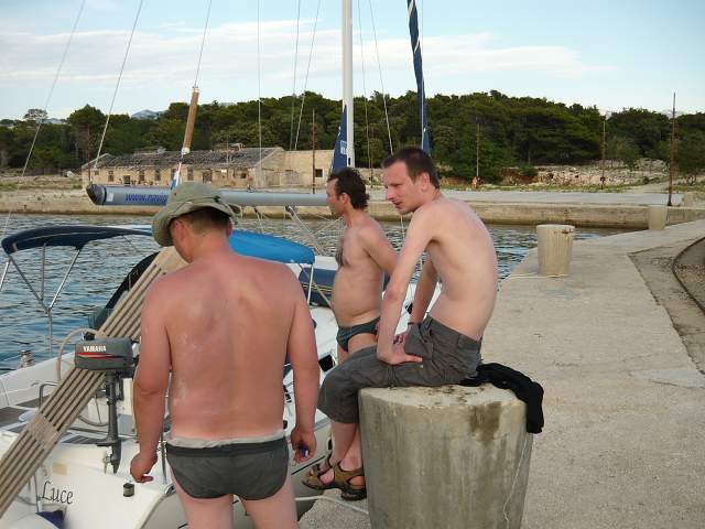 img00410.jpg