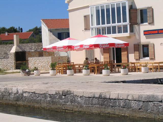 img00551.jpg