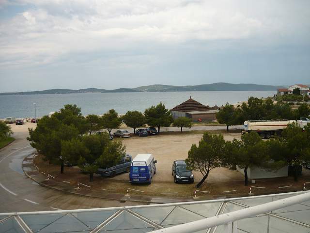img00806.jpg