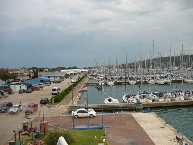 img00807.jpg