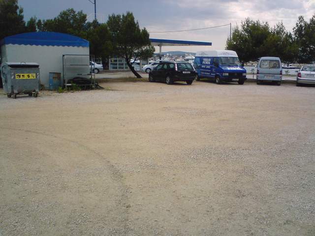 img00827.jpg