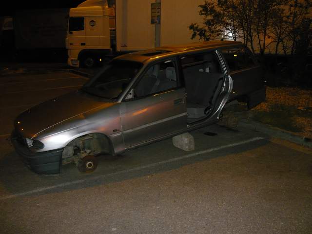 img00918.jpg