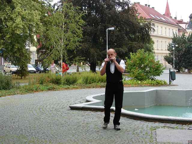 img00012.jpg
