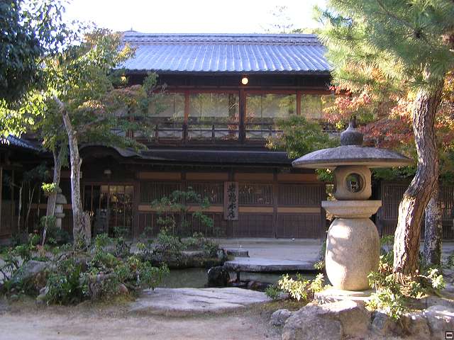 img00026.jpg